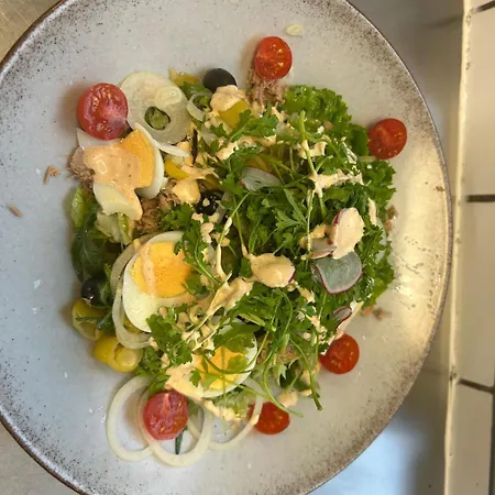 Brueckenwirt Nocleg ze śniadaniem *